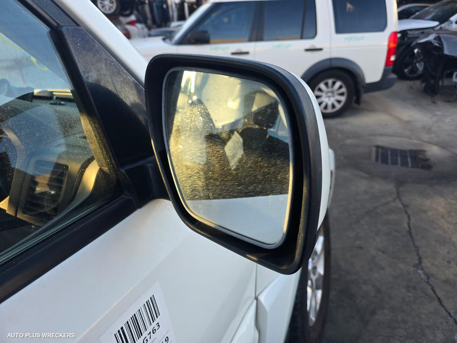 2006-2021 Mitsubishi Pajero Right Rear Door Sliding