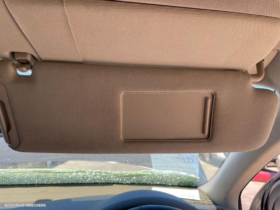 2011 Audi Q7 Left Door Mirror