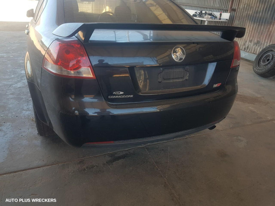 2006 HOLDEN COMMODORE RIGHT FRONT DOOR WINDOW