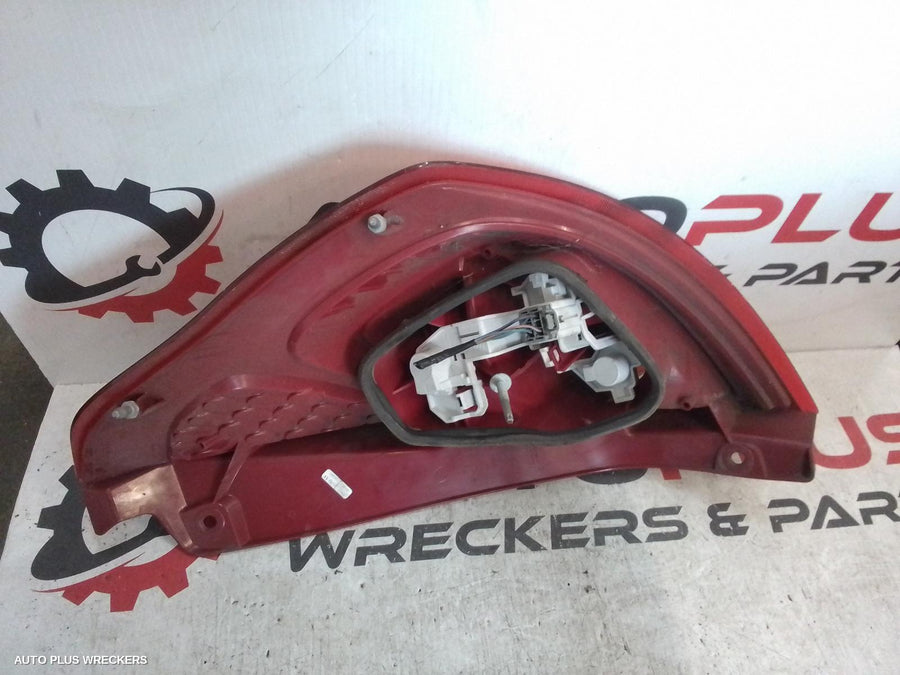 2009 Ford Fiesta Left Taillight