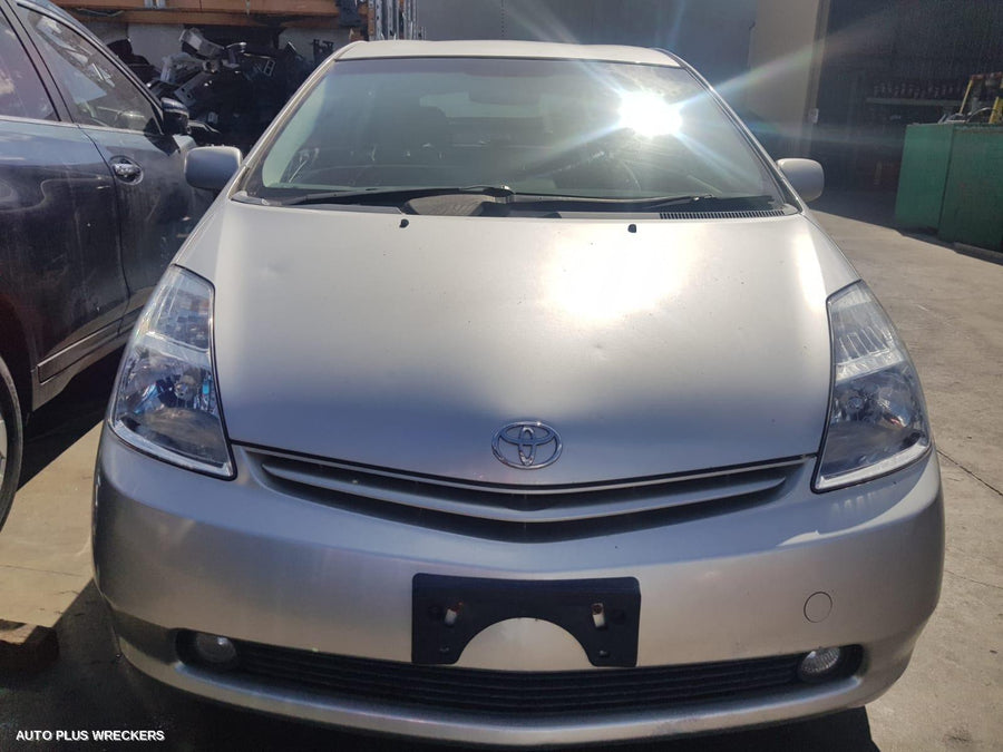 2003-2009 Toyota Prius Left Front Window Reg Motor