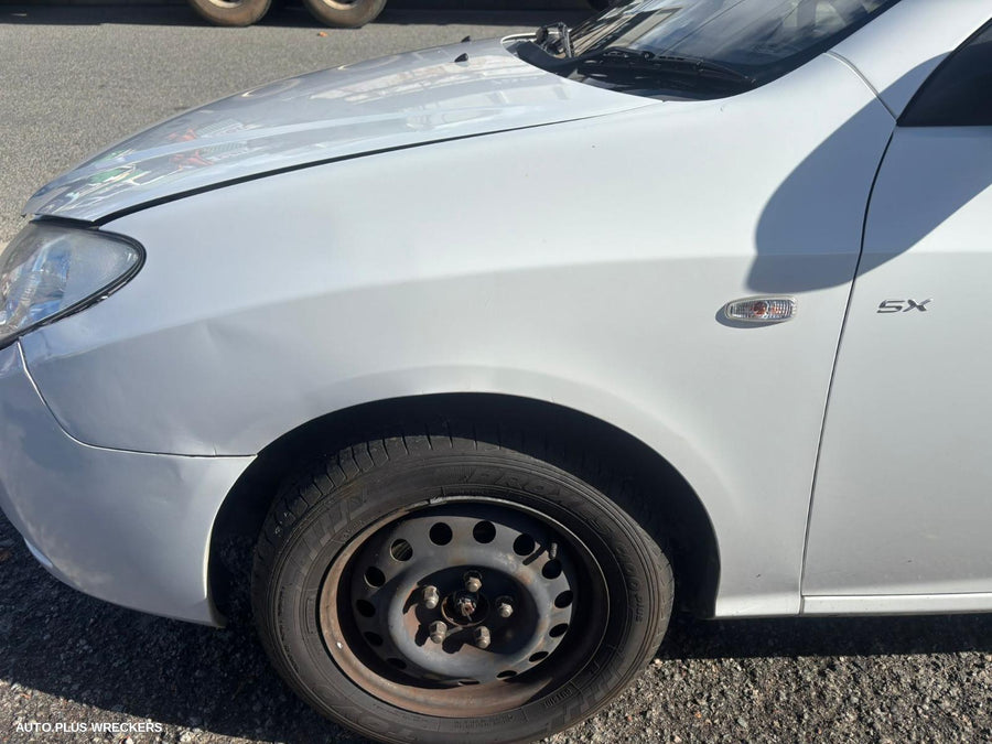 2010 Hyundai Elantra Left Front Door