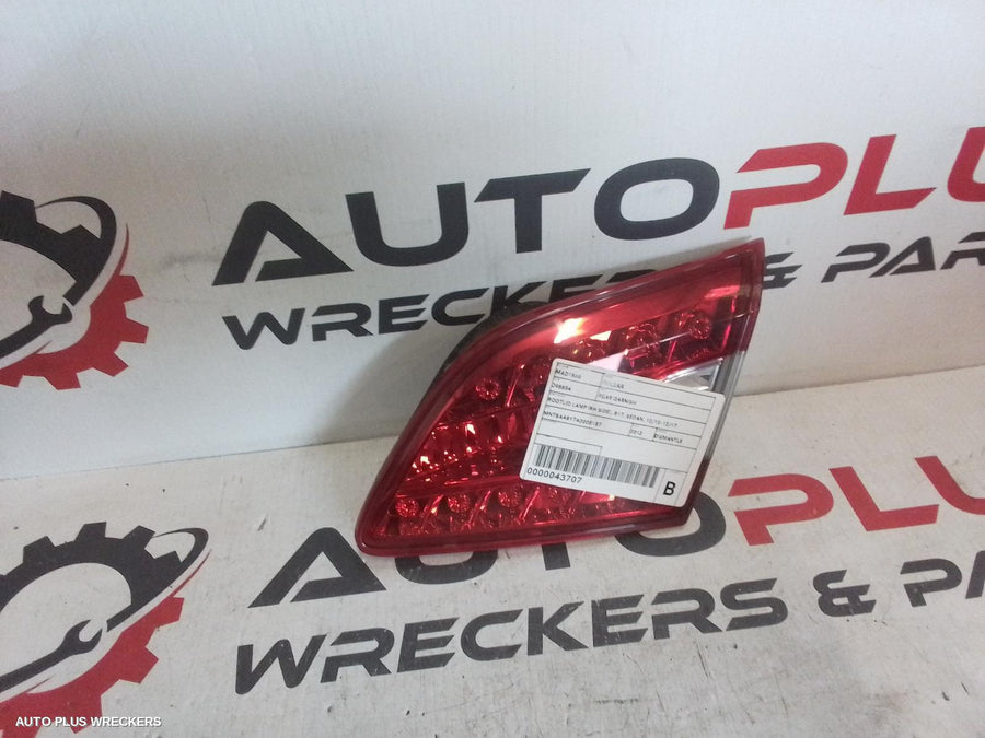 2013 Nissan Pulsar Rear Garnish