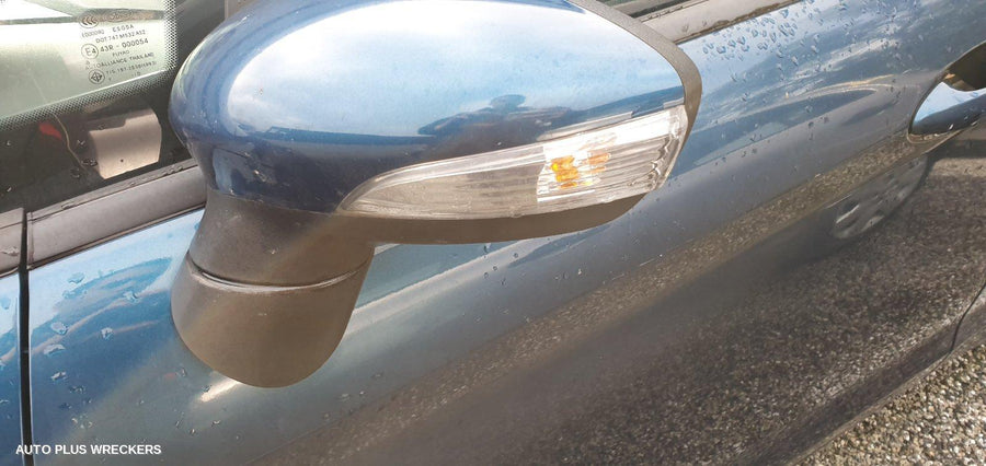 2010 Ford Fiesta Right Door Mirror