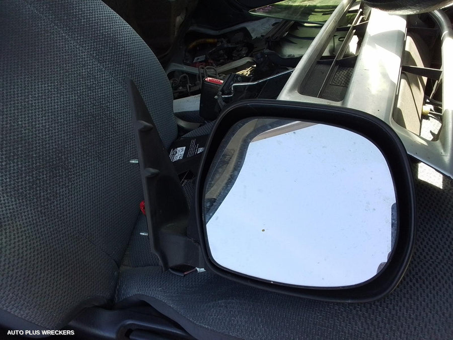 2012 Toyota Hiace Seatbelt Stalk