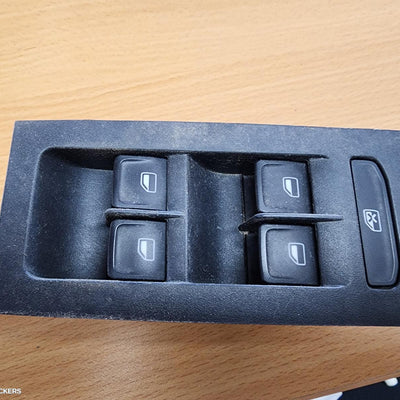 2013-2017 Skoda Octavia Pwr Dr Wind Switch