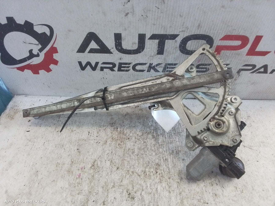 2005-2011 Toyota Yaris Left Front Window Reg Motor