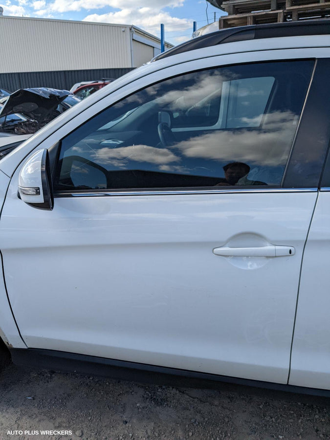 2019 Mitsubishi Asx Right Rear Door Window