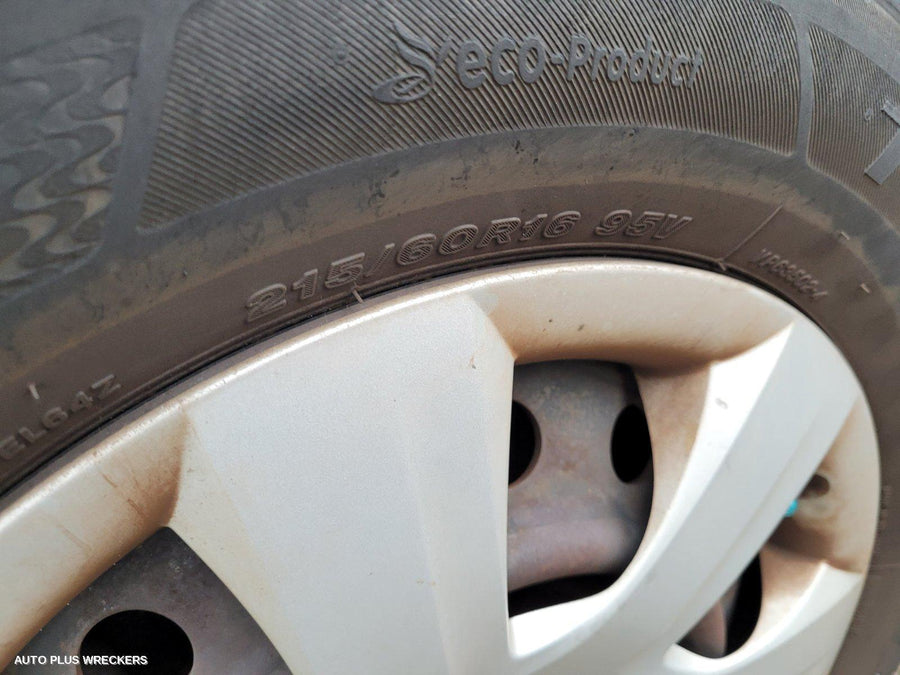 2010 Toyota Camry Rear Garnish