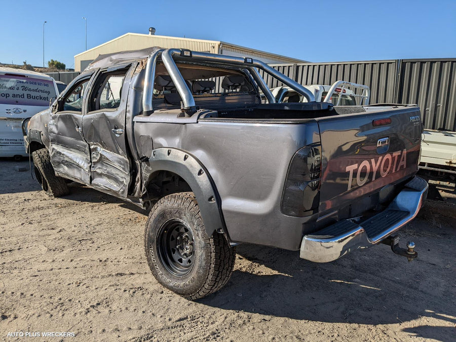2007 Toyota Hilux Console