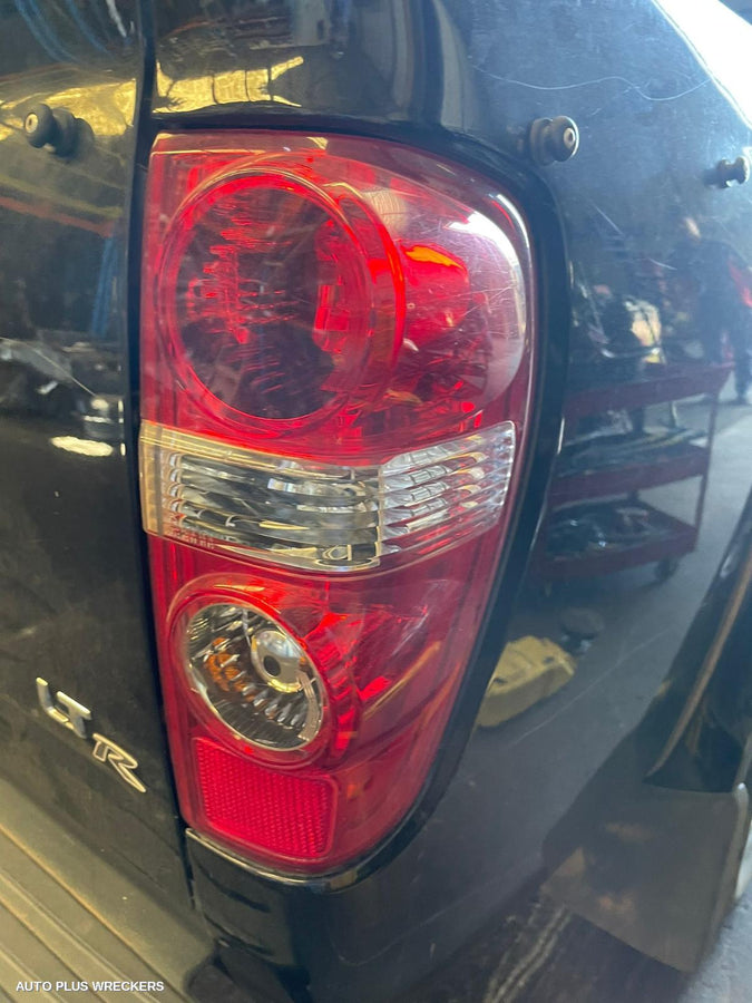 2010 Holden Colorado Door Boot Gate Lock