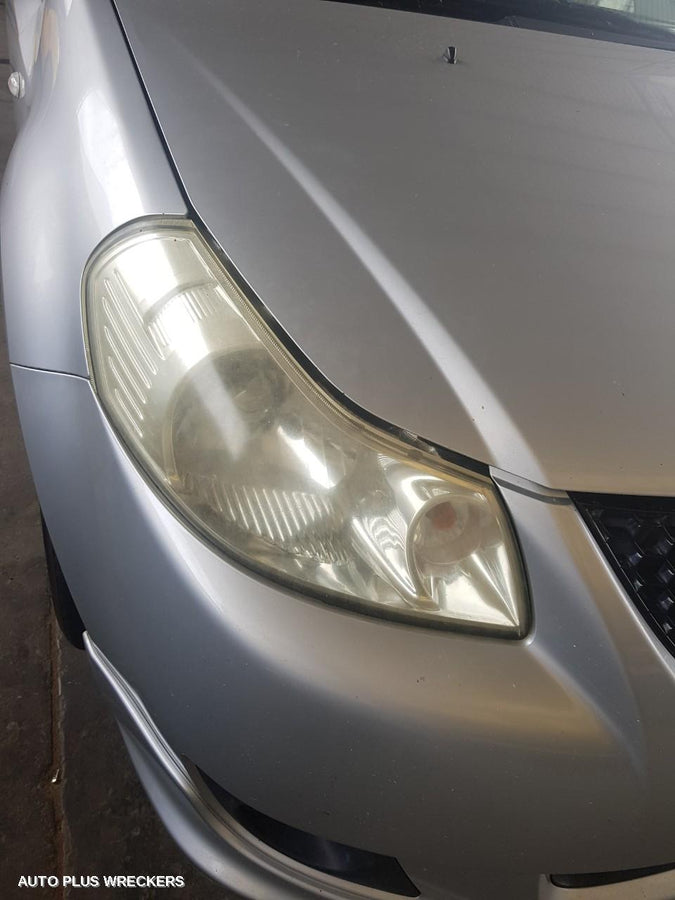 2007-2012 Suzuki Sx4 Left Rear Door Sliding
