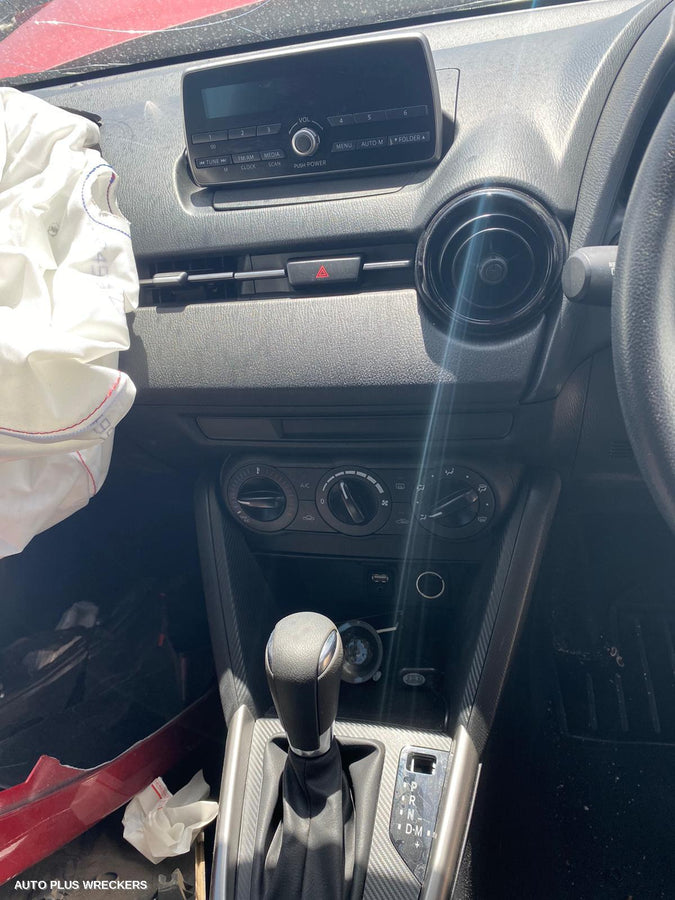 2017 Mazda 2 Right Front Strut