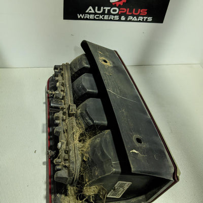 2007 Dodge Nitro Right Taillight