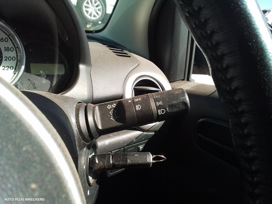 2008 Mazda 2 Left Taillight