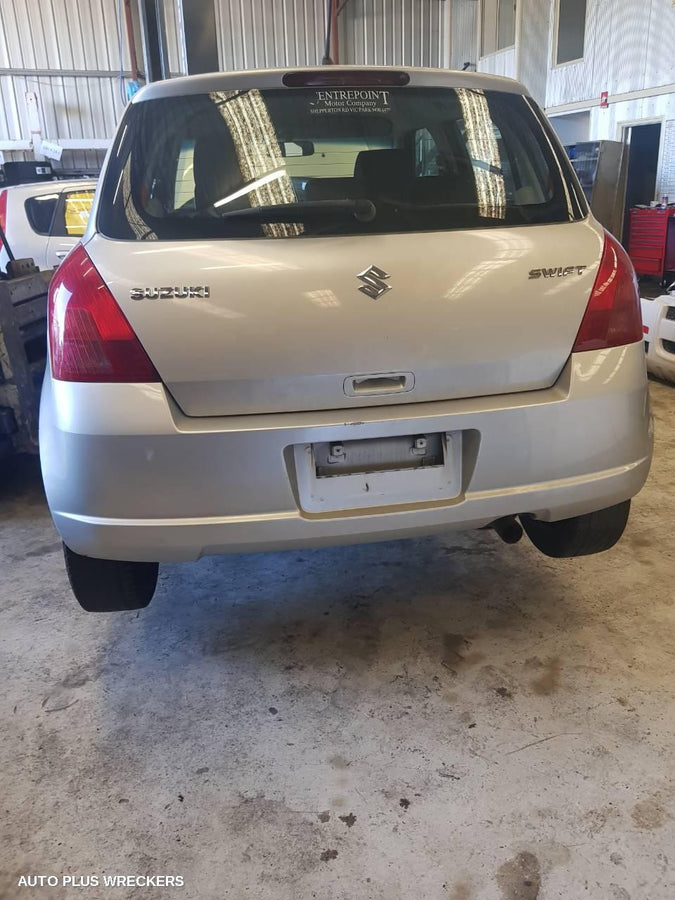 2005 Suzuki Swift Right Taillight