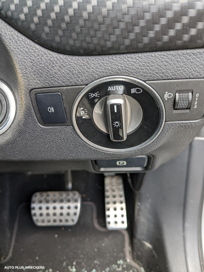 2014 Mercedes A Class Door Boot Gate Lock