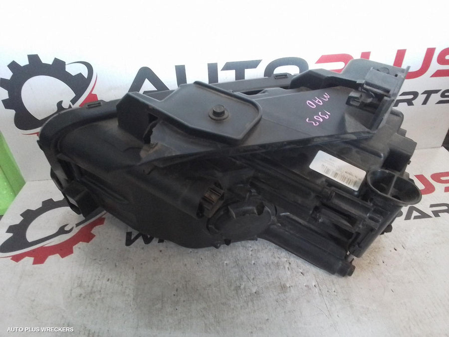 2018 HYUNDAI KONA RIGHT HEADLAMP