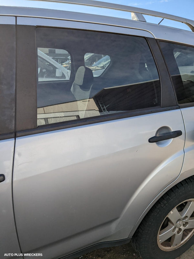 2008 Mitsubishi Outlander Sunvisor