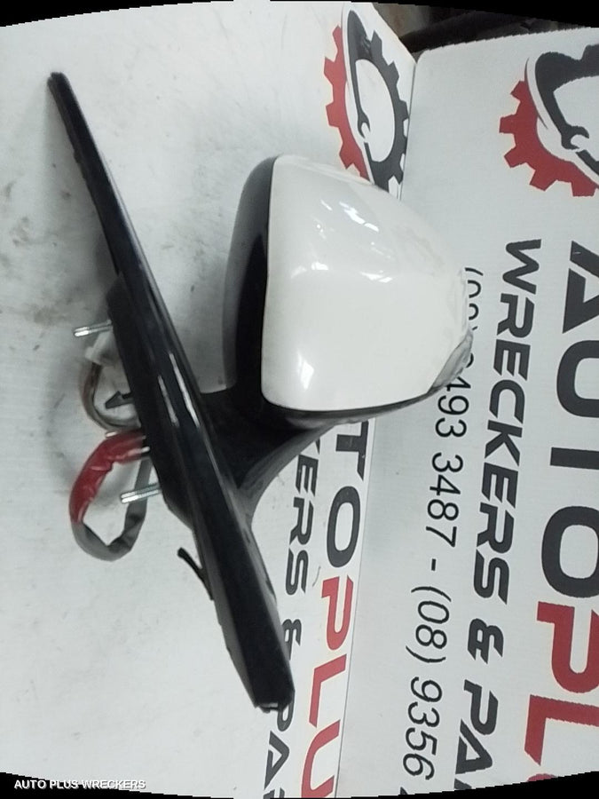 2009-2014 Nissan Maxima Left Door Mirror