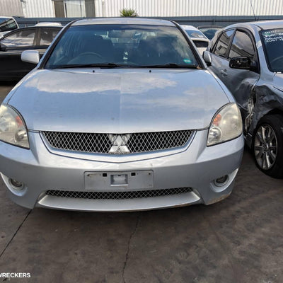 2006 Mitsubishi 380 Left Front Window Reg Motor