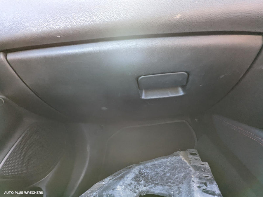 2019 Mitsubishi Asx Right Rear Door Window