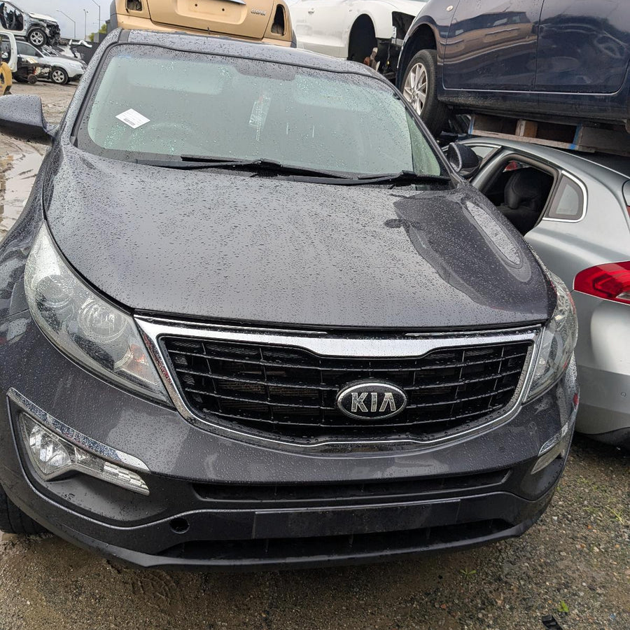 2013-2015 Kia Sportage Left Headlamp