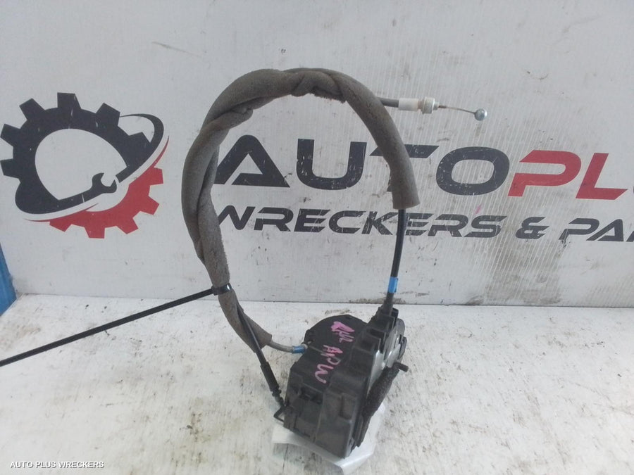 2005-2015 Nissan Navara Door Boot Gate Lock
