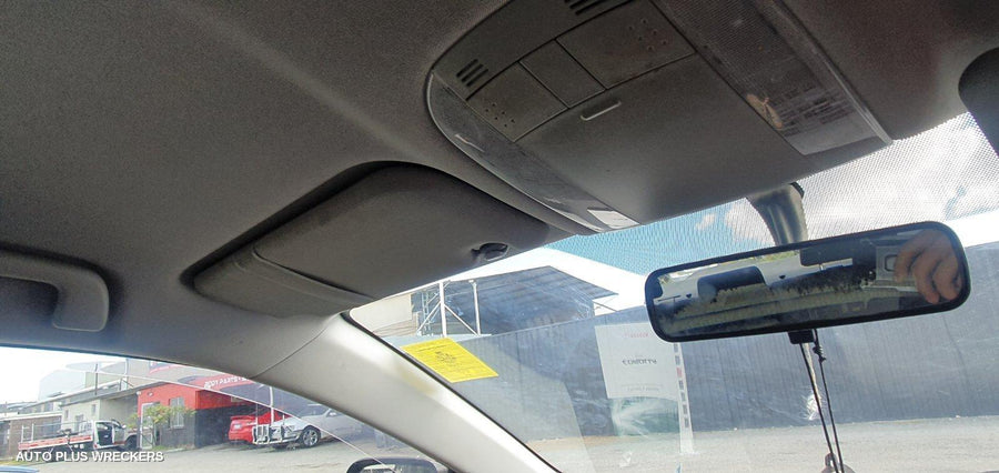 2007 Toyota Corolla Right Front Door