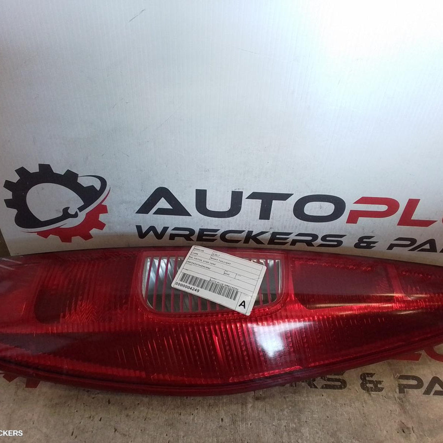 2002-2005 Mitsubishi Colt Right Taillight