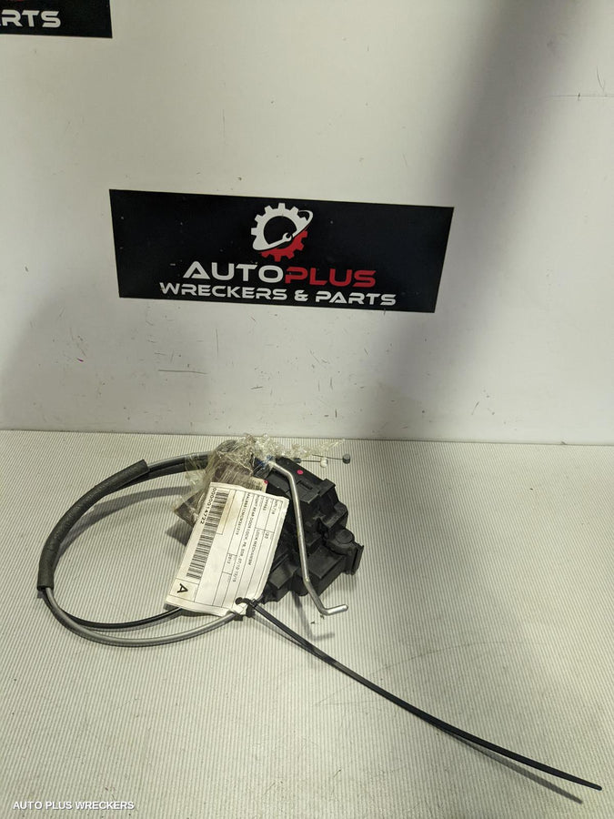 2012 HYUNDAI I20 DOOR BOOT GATE LOCK