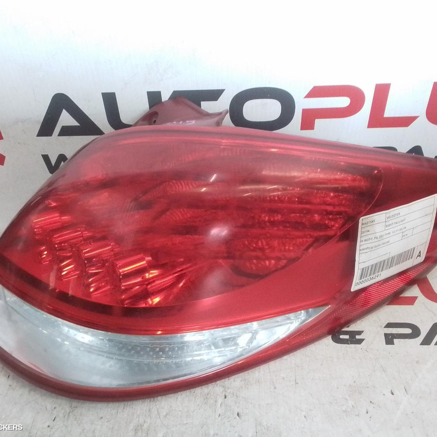 2011-2018 Hyundai Veloster Right Taillight