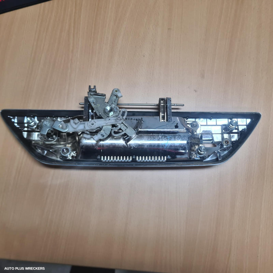 2018 Toyota Hilux Tailgate Handle
