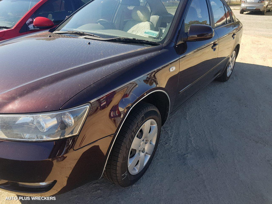 2006 Hyundai Sonata Grille