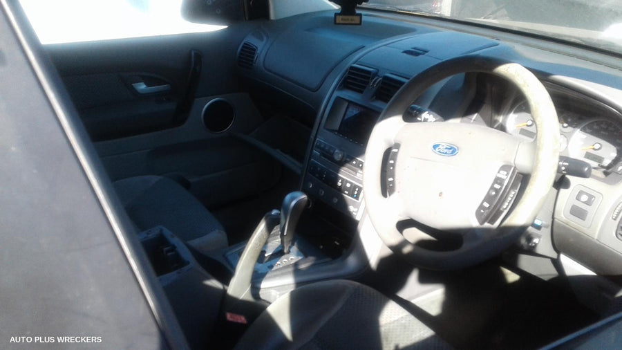 2004 Ford Territory Left Front Door Window