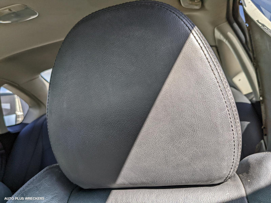 2007 Subaru Liberty Left Front Door