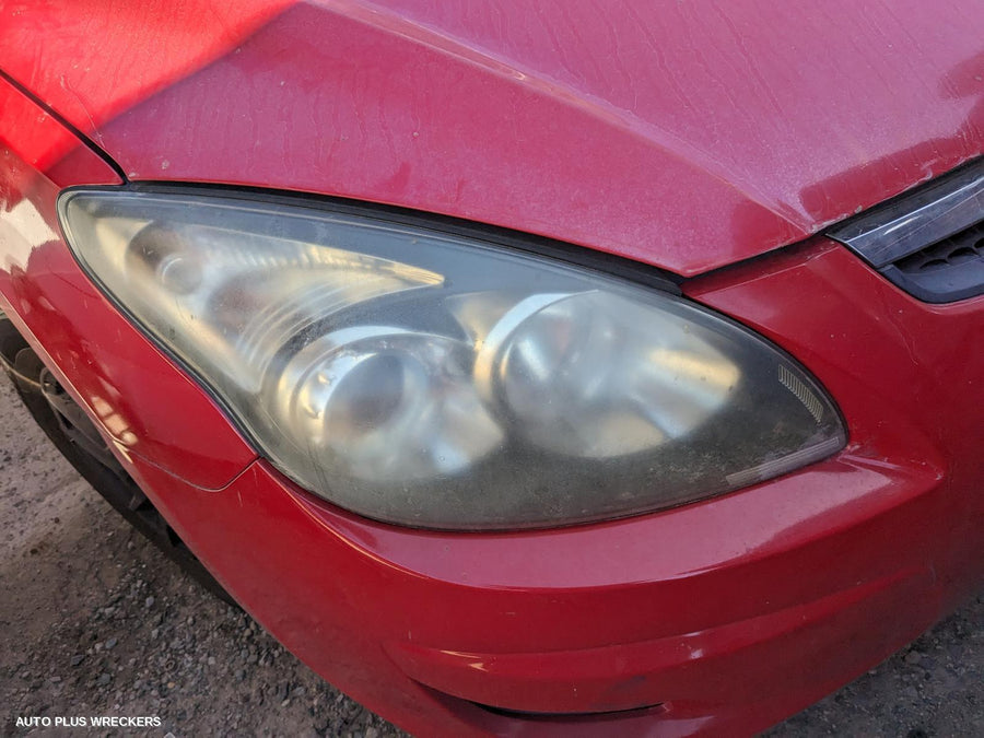 2010 Hyundai I30 Right Headlamp