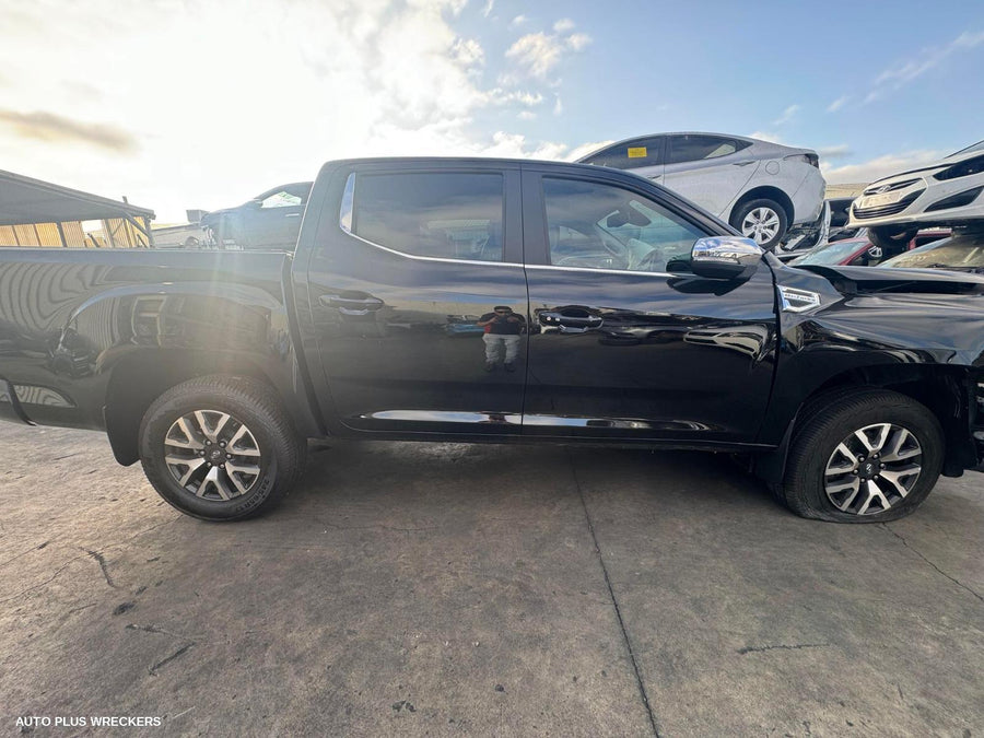 2017-2025 Ldv T60 Headrest