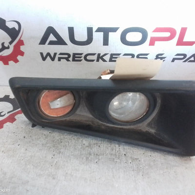 2015-2024 Toyota Hilux Right Indicator Fog Side
