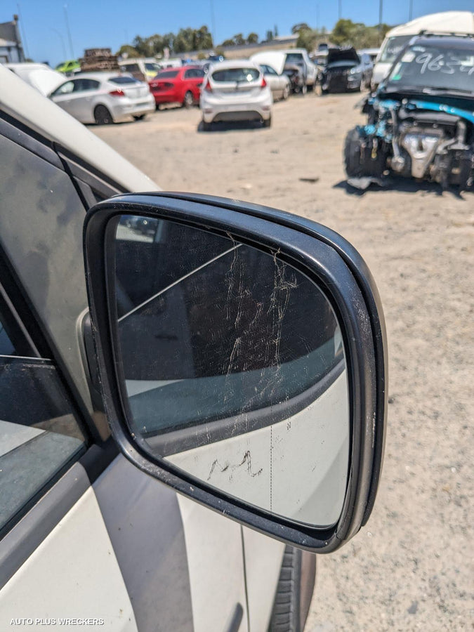 2005 Volkswagen Caddy Right Headlamp