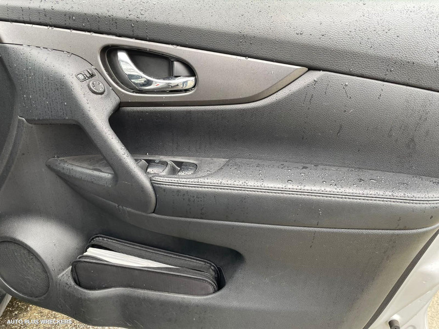 2015 Nissan Xtrail Pwr Dr Wind Switch