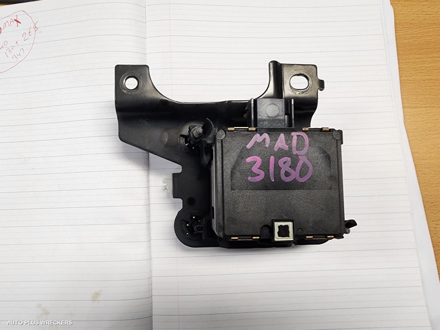 2015-2026 Mitsubishi Pajero Misc Switch Relay