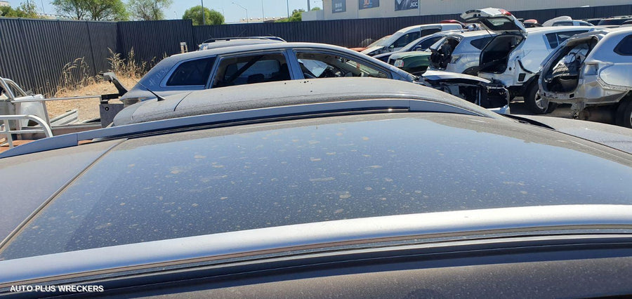 2017 Nissan Qashqai Headrest