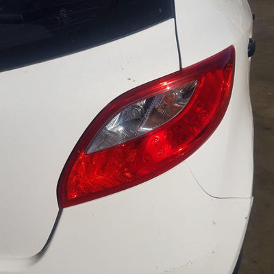 2007-2014 Mazda 2 Right Rear Door Window
