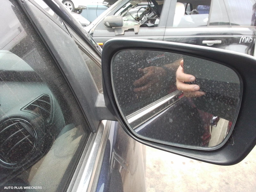 2010 Mazda Cx7 Left Guard Liner