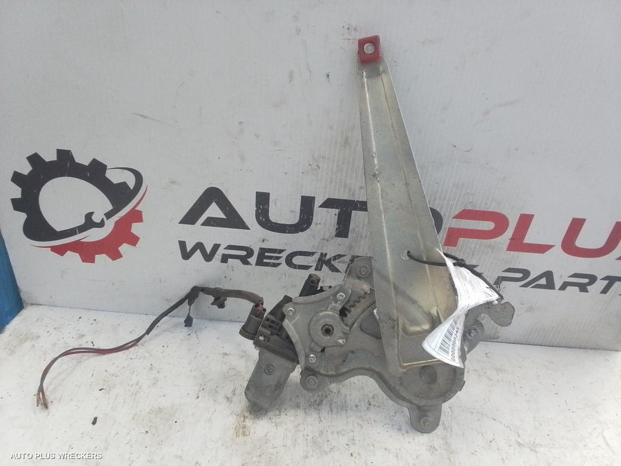 2011 Toyota Hilux Left Rear Wnd Reg Motor