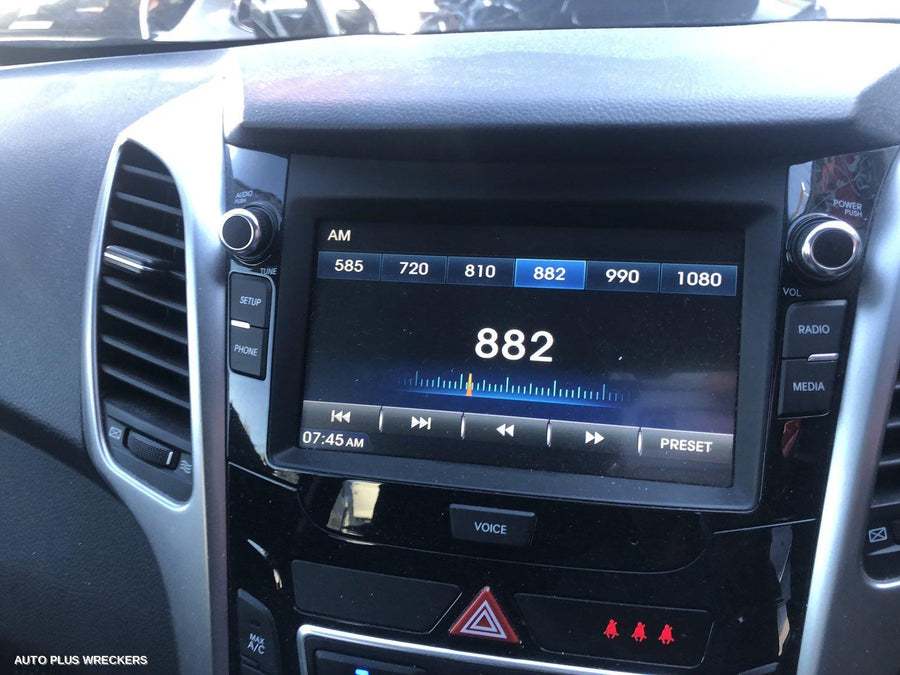 2016 Hyundai I30 Radio Cd Dvd Sat Tv