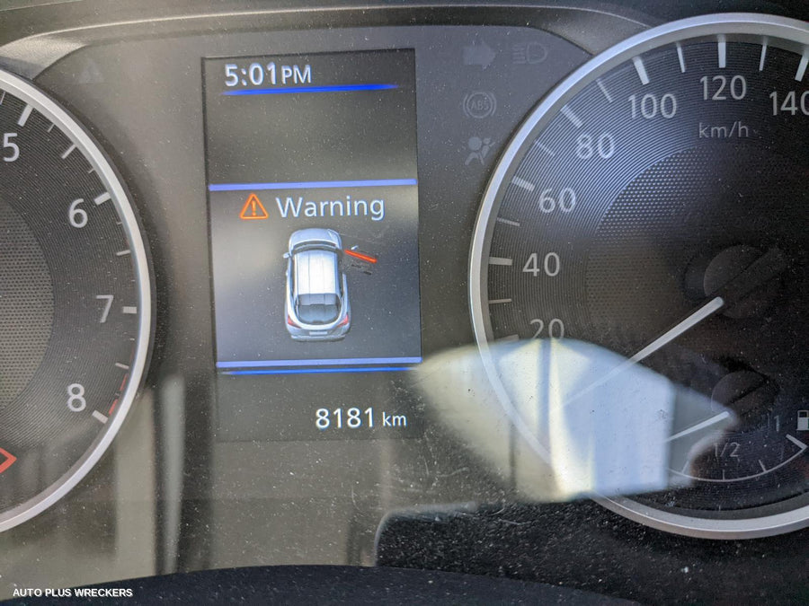 2022 Nissan Juke Right Door Mirror