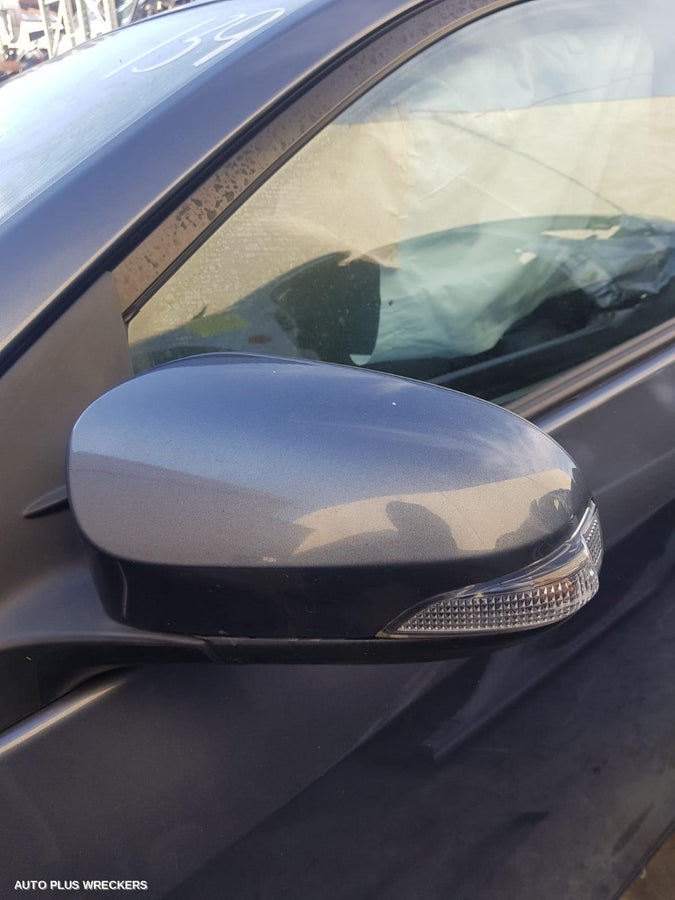 2016 Toyota Corolla Door Boot Gate Lock