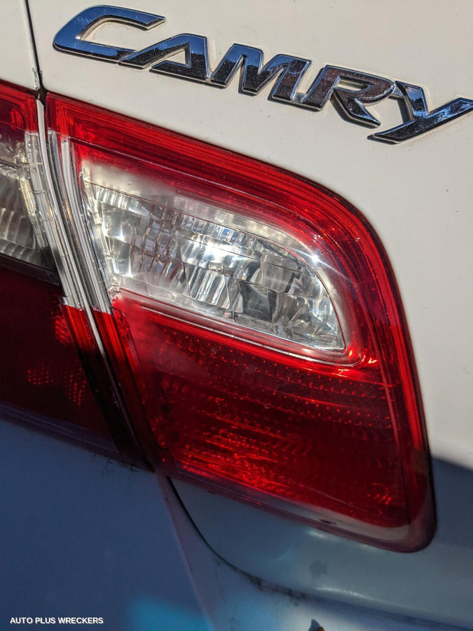 2008 Toyota Camry Sunvisor